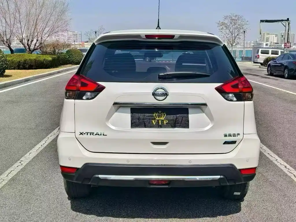 Nissan X-Trail — миниатюра 6
