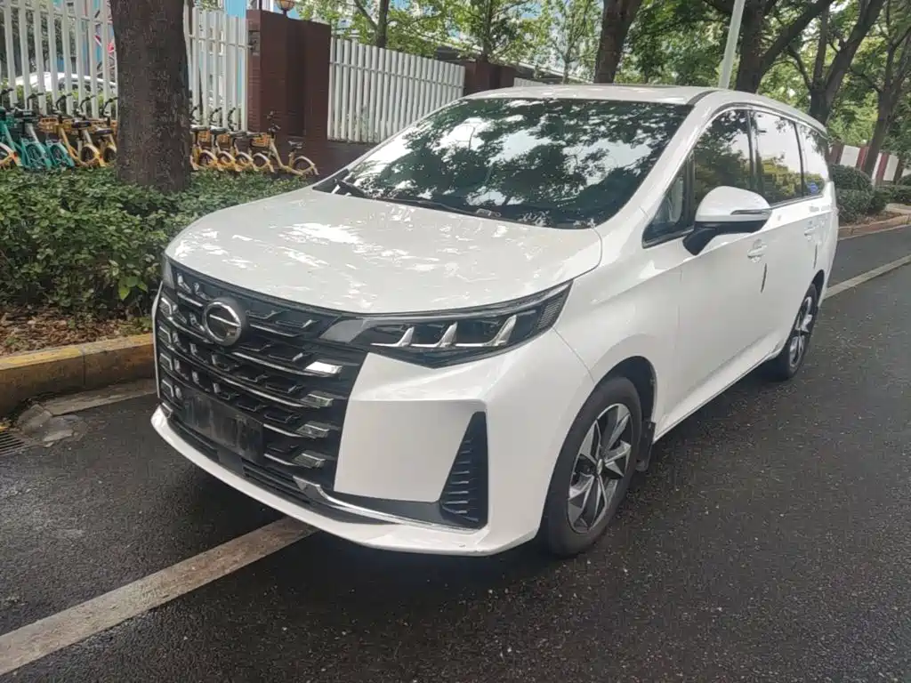 GAC Motor Trumpchi M6 — миниатюра 2