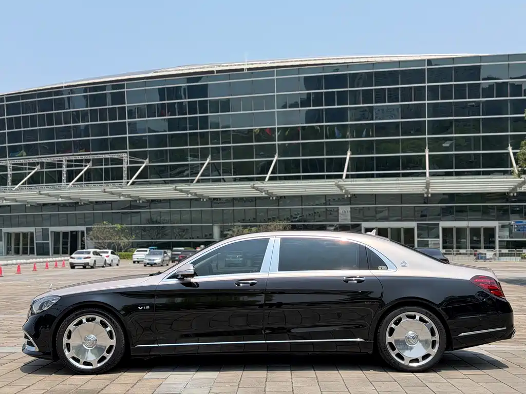 Mercedes-Benz S-Class — миниатюра 9