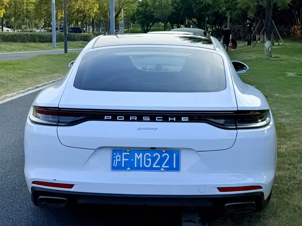 Porsche Panamera — миниатюра 9