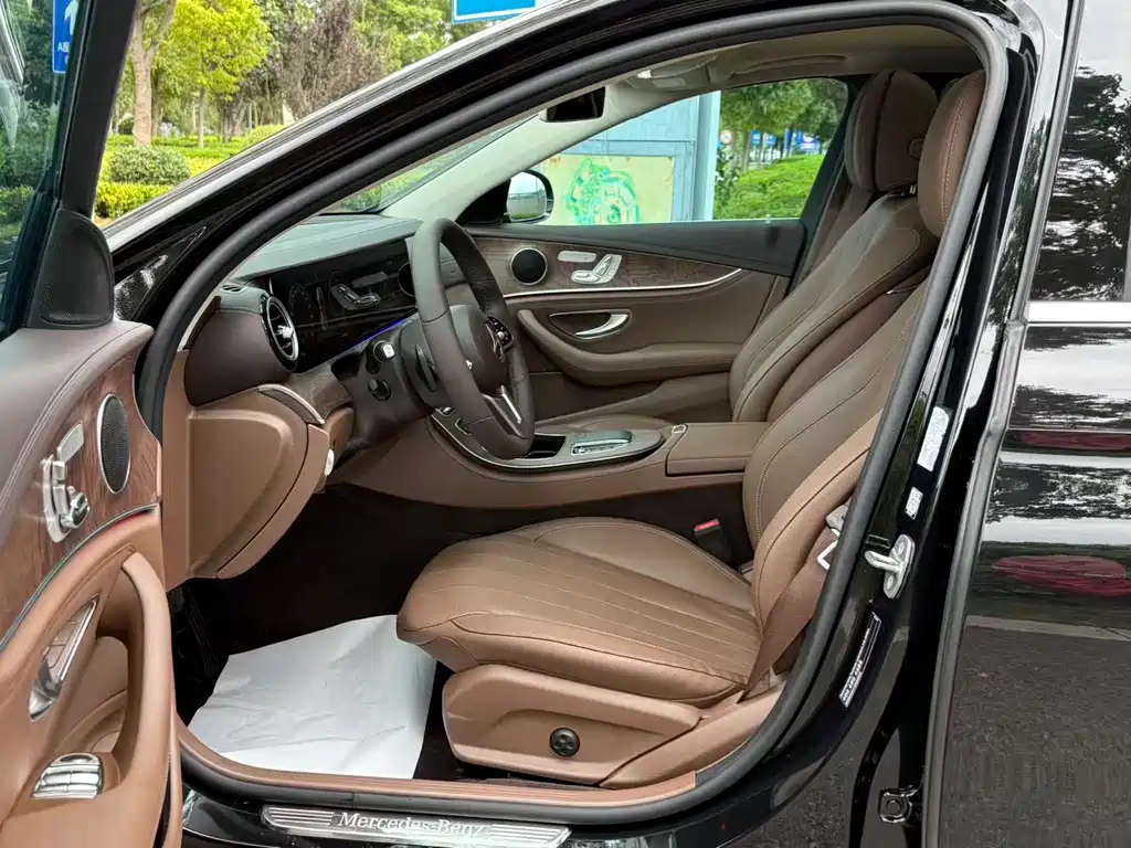 Mercedes-Benz E-Class E 2020 E 300 L Fashion
