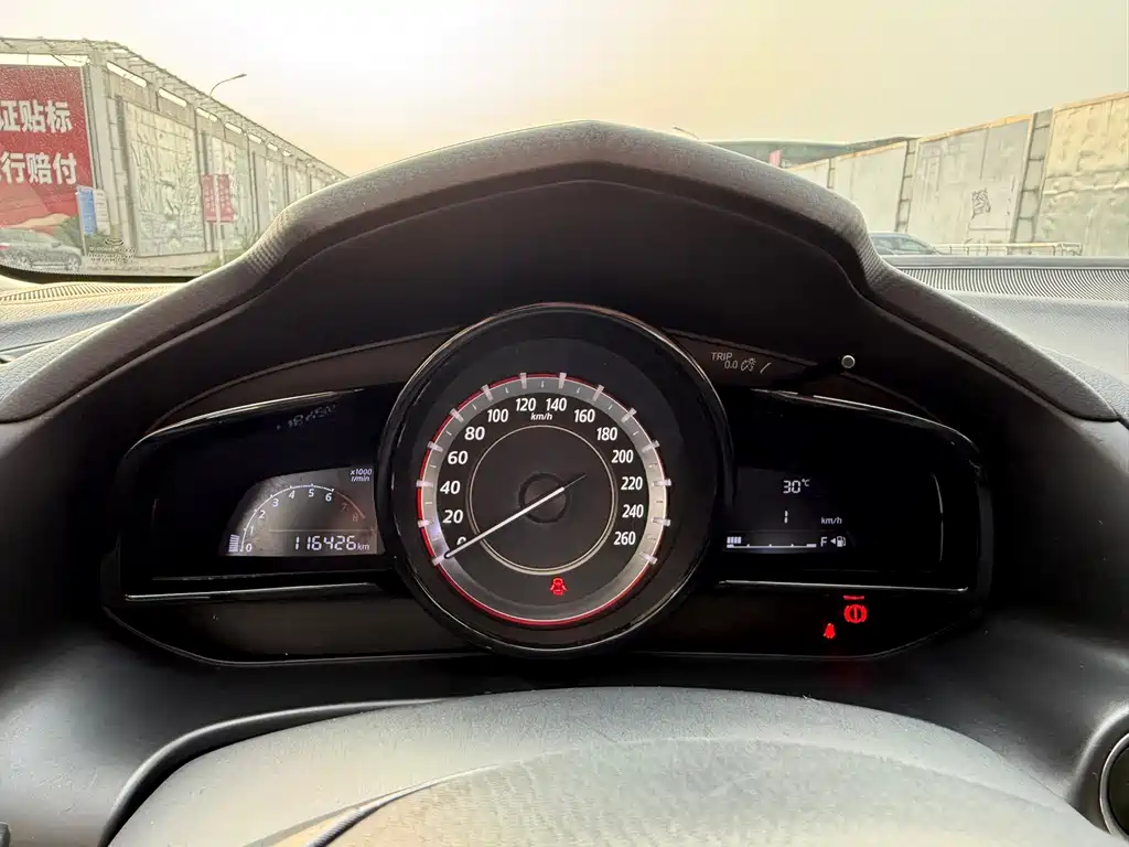 Mazda 3 Axela — миниатюра 11