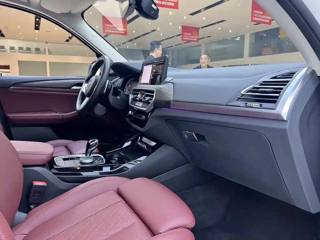 BMW X3 — миниатюра 15