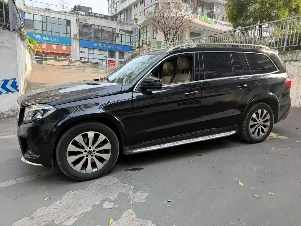 MERCEDES-BENZ GLS