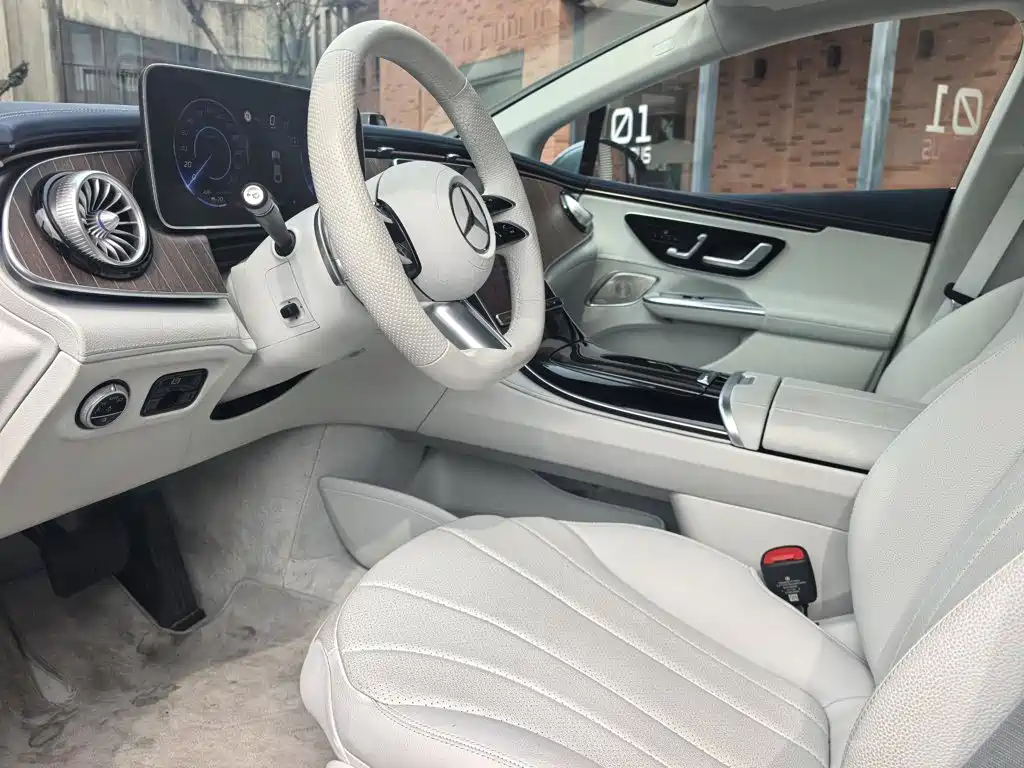 Mercedes-Benz EQE — миниатюра 5