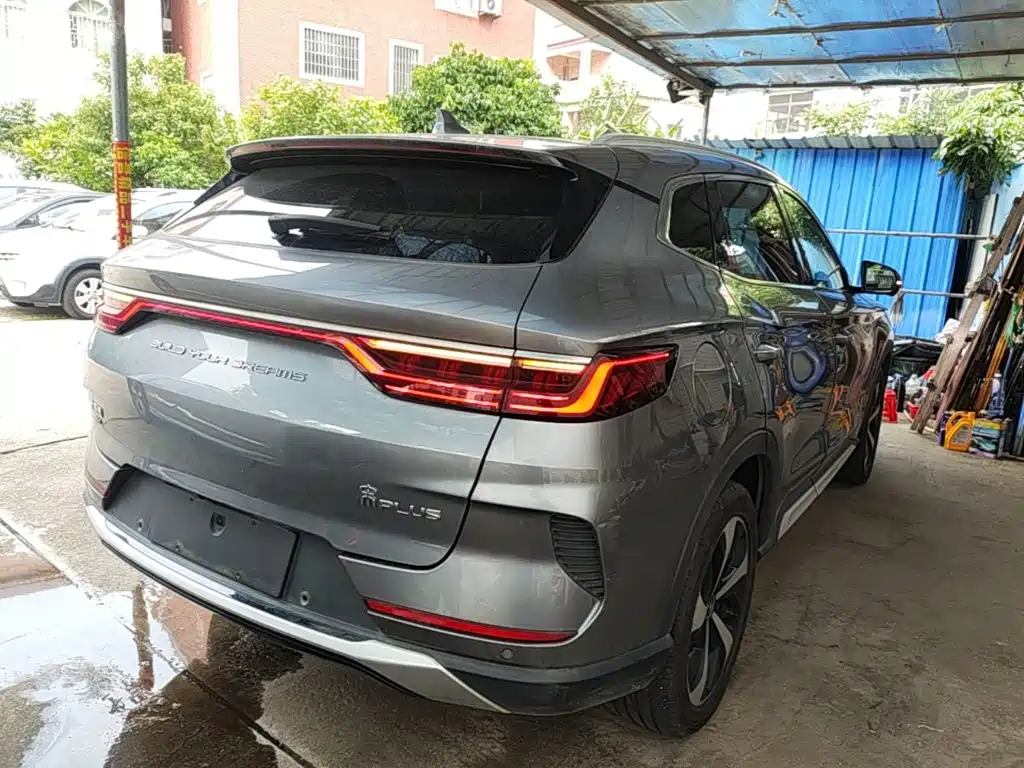 BYD PLUS New Energy — миниатюра 7