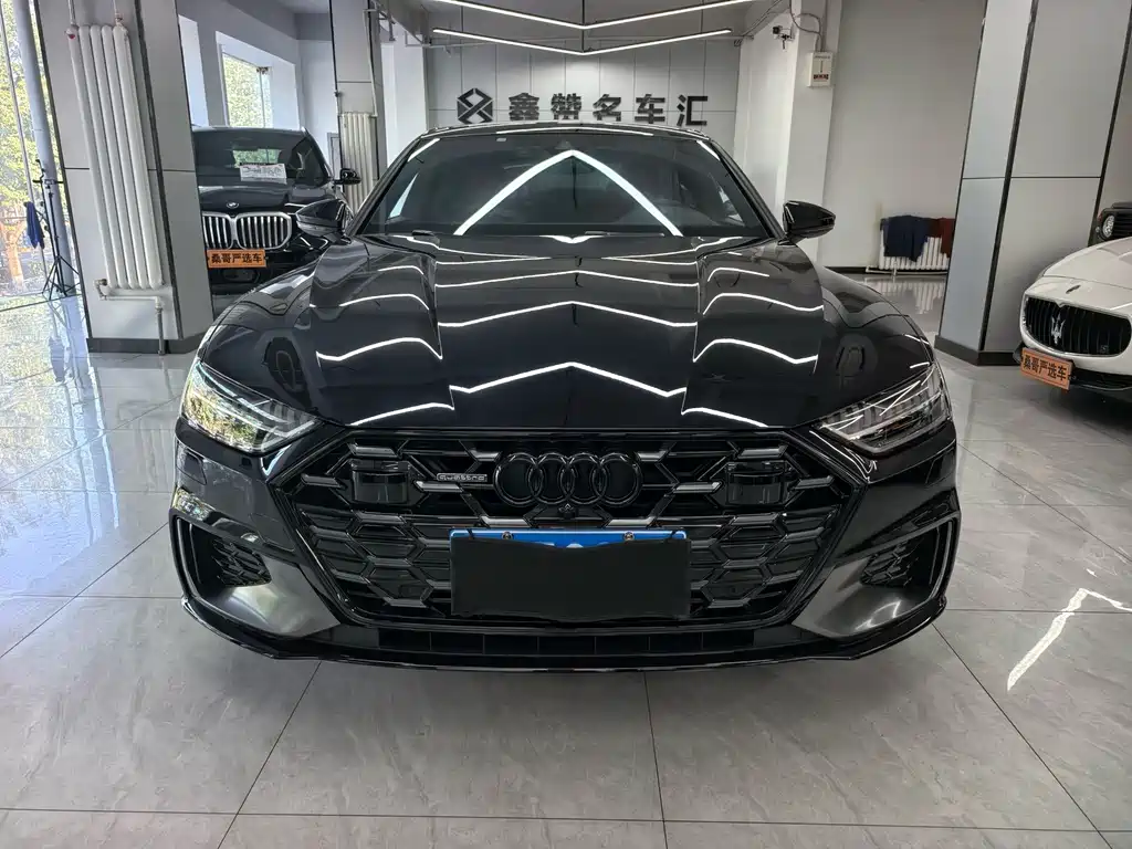 Audi A7L — миниатюра 8