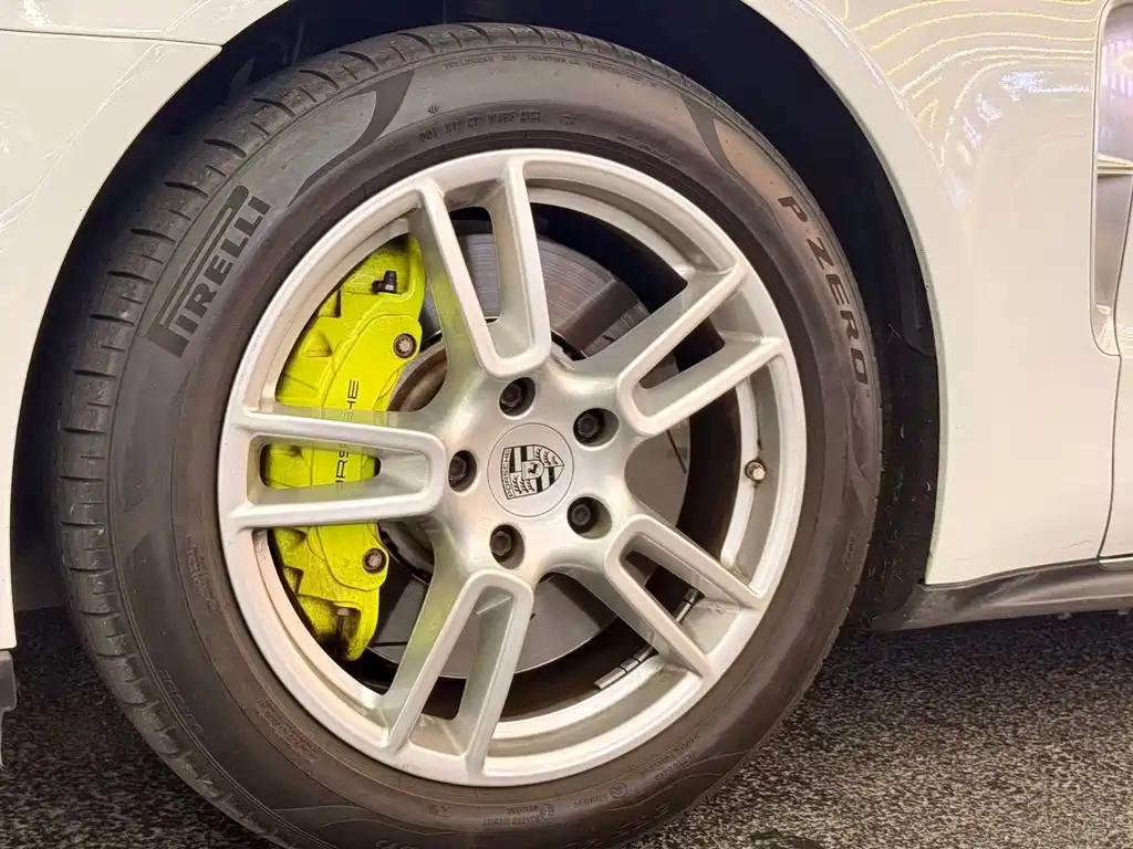 Porsche Panamera Hybrid — миниатюра 20