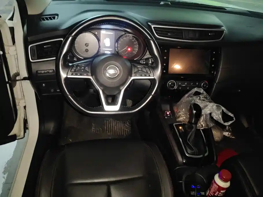 Nissan Qashqai — миниатюра 13
