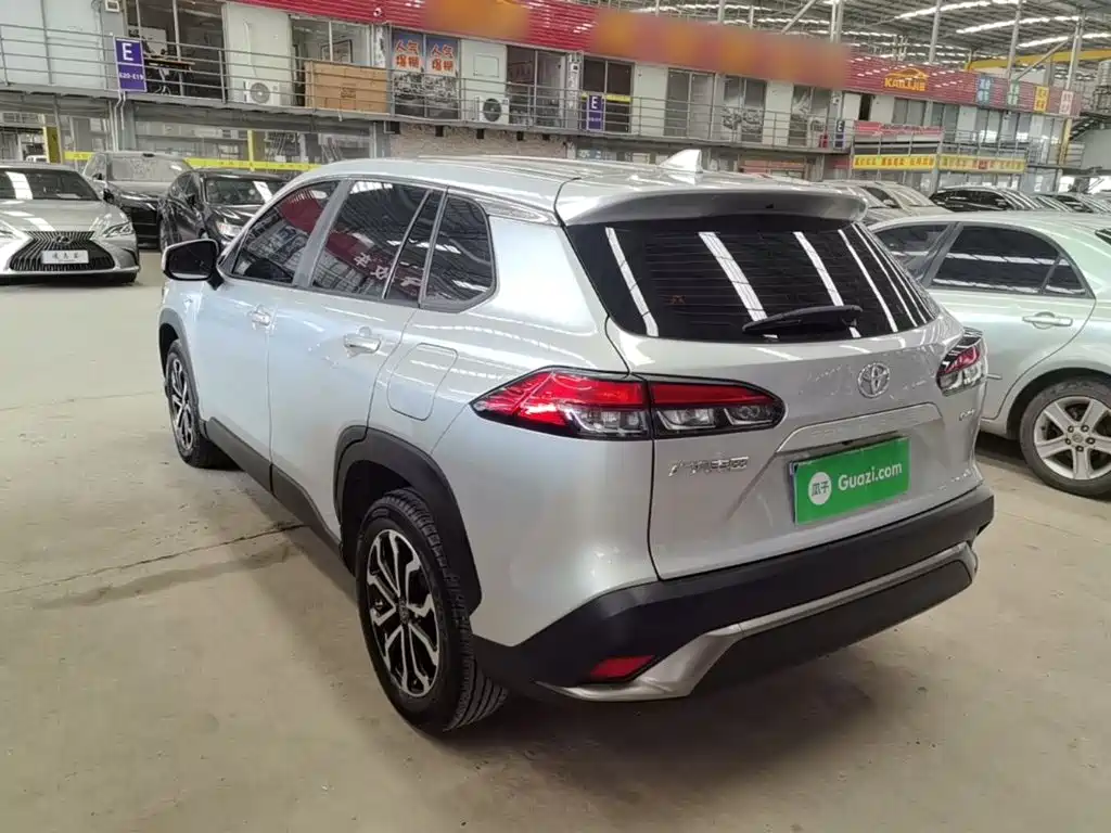 Toyota Frontlander — миниатюра 5