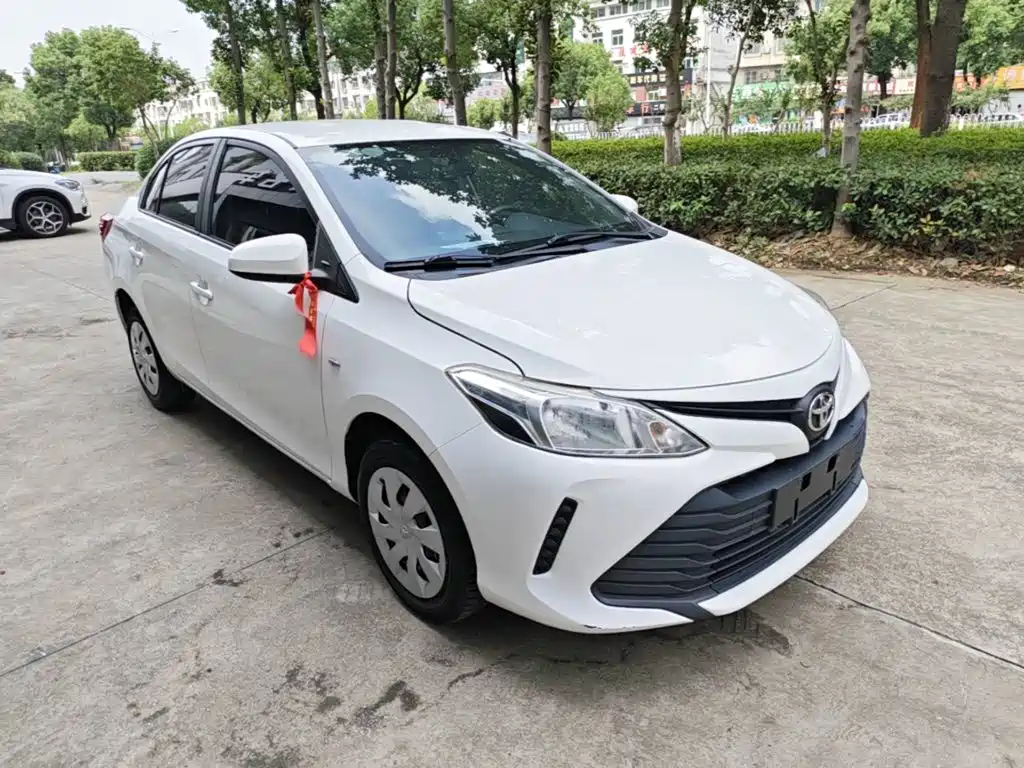 Toyota Vios — миниатюра 4