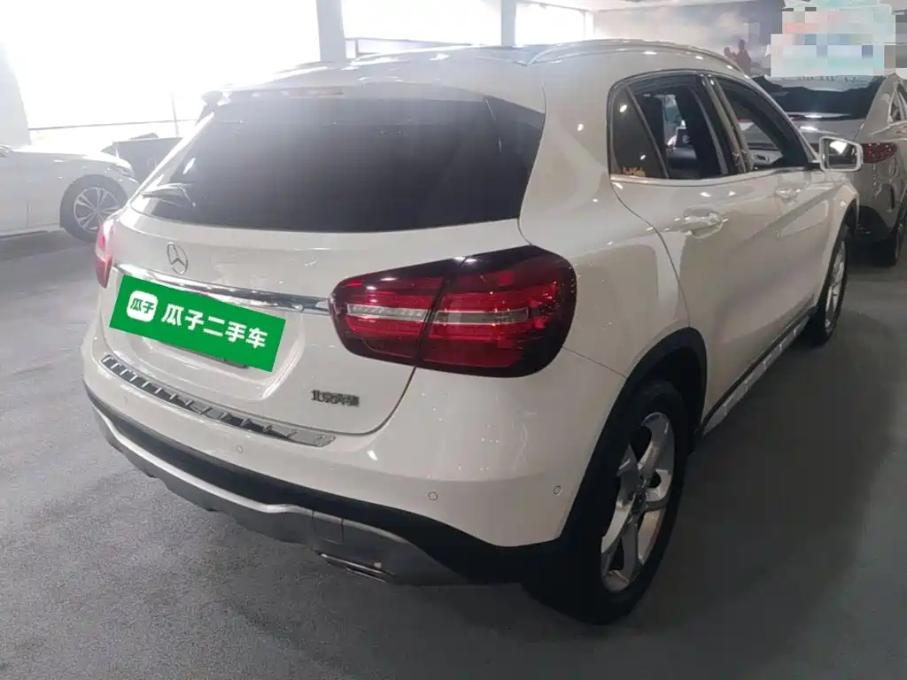 Mercedes-Benz GLA — миниатюра 7