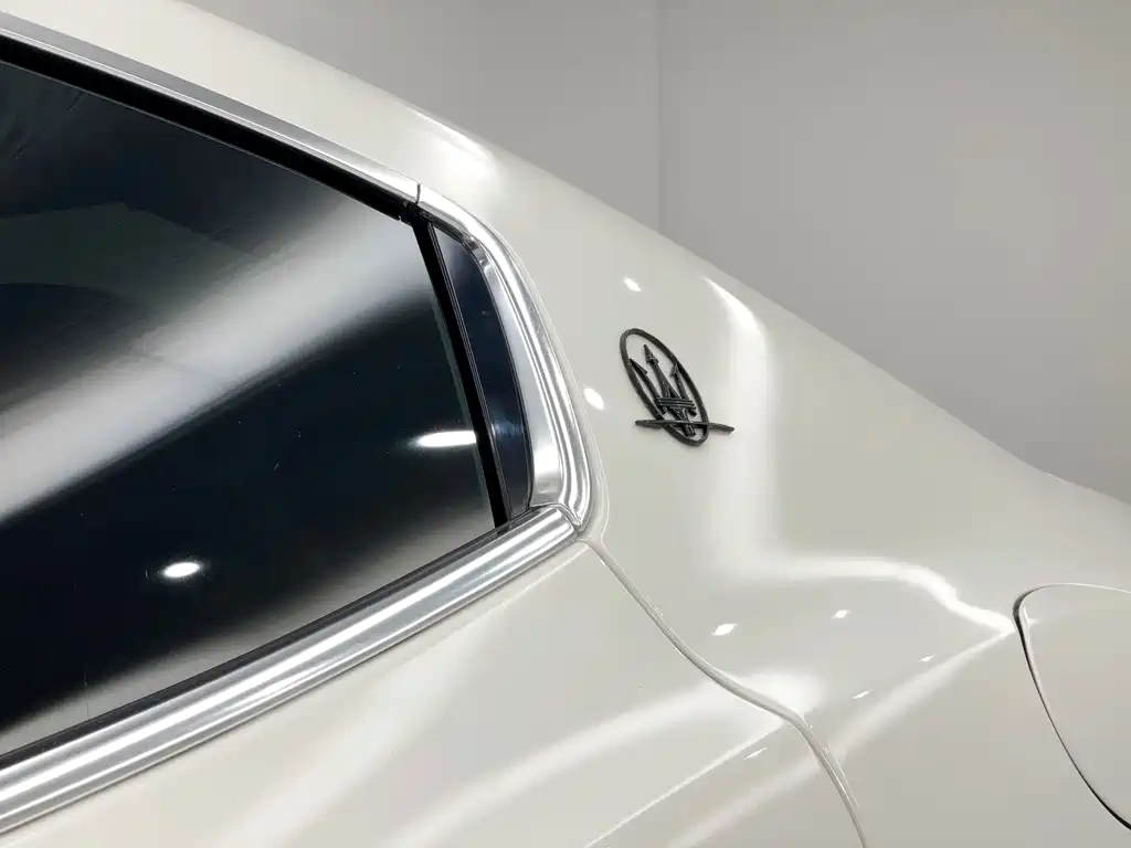 Maserati Ghibli — миниатюра 6