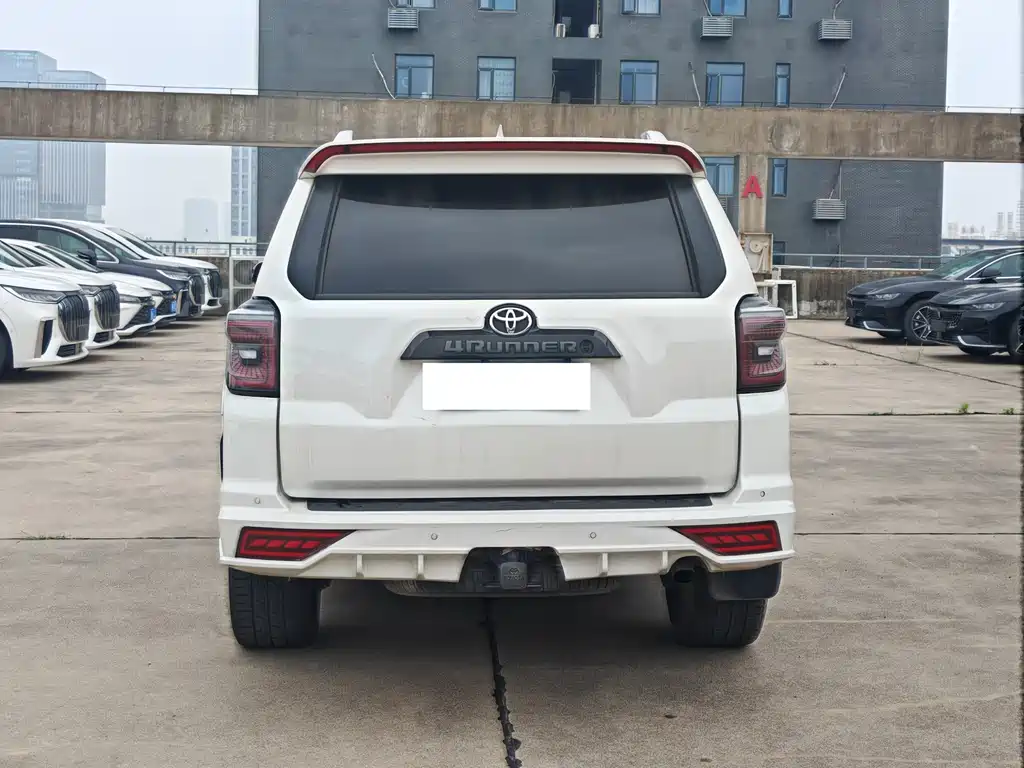 Toyota 4Runner 2020 4.0L AT