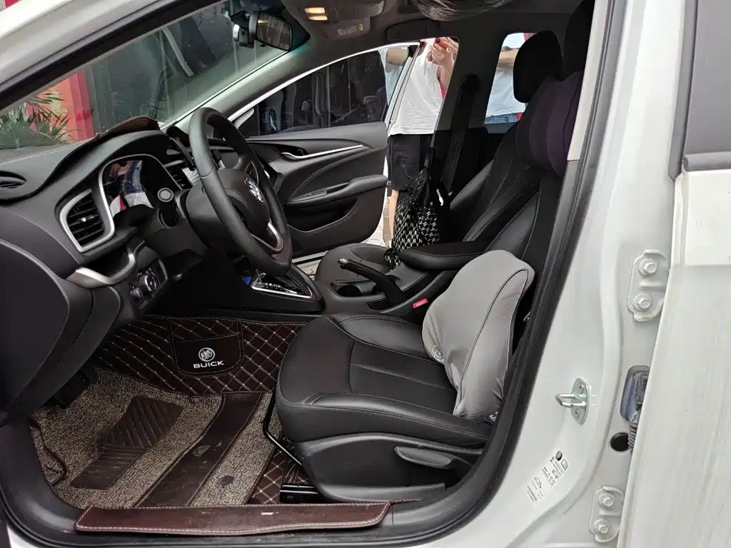 Buick Excelle — миниатюра 8