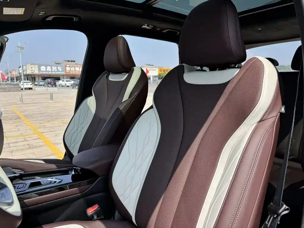 Geely Xingyue L — миниатюра 13