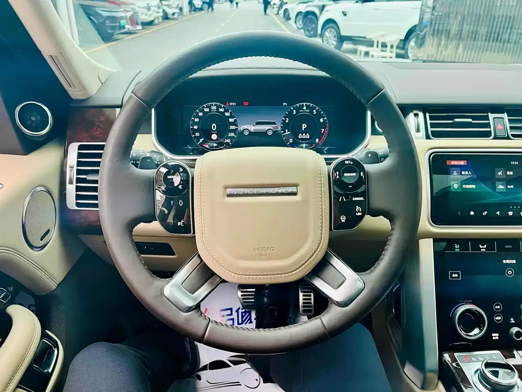 Land Rover Range Rover — миниатюра 8