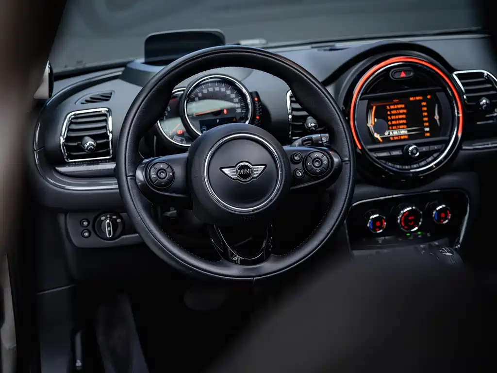 MINI Mini Clubman — миниатюра 11