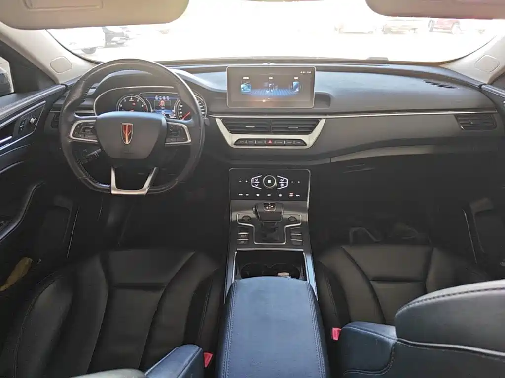 Hongqi Hongqi H5 — миниатюра 10