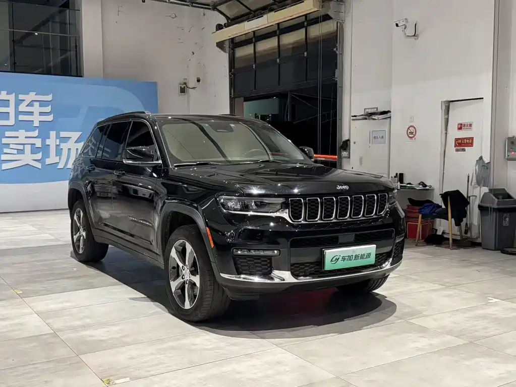 JEEP GRAND CHEROKEE 4XE