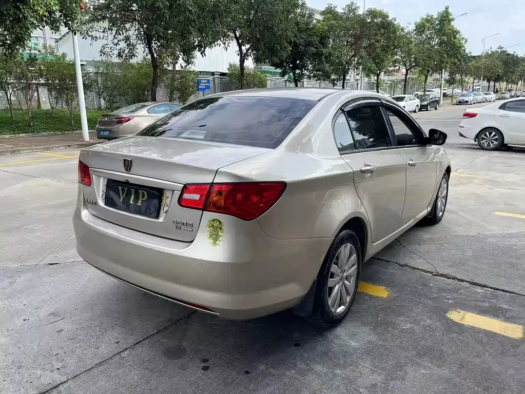 Roewe 350 — миниатюра 5