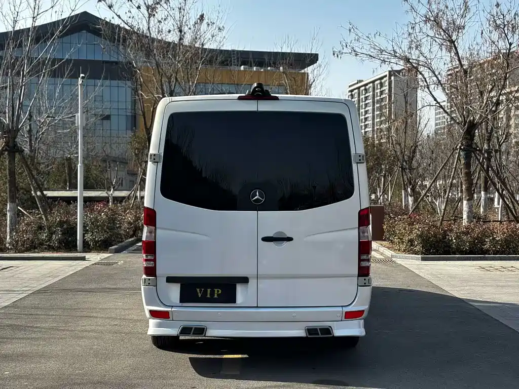 Mercedes-Benz Sprinter — миниатюра 7