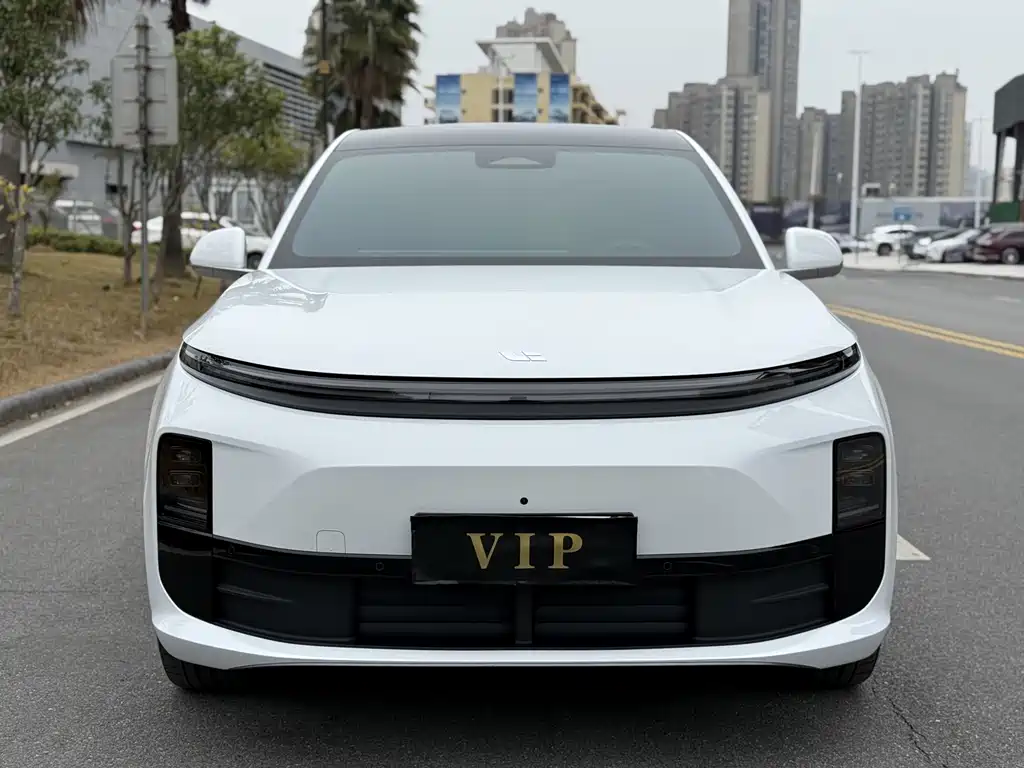 Li Auto IDEAL L6
