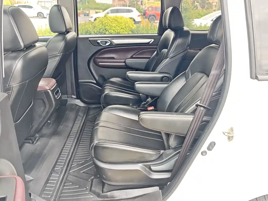 GAC Motor Trumpchi M6 — миниатюра 17