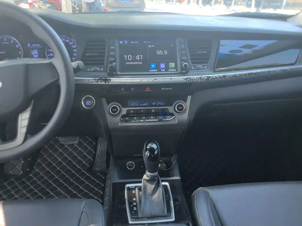 Hyundai Mistra — миниатюра 13