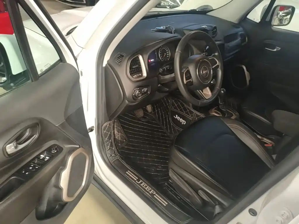 Jeep Renegade — миниатюра 16
