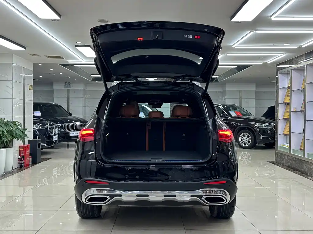 Mercedes-Benz GLC 2026 GLC 300 L 4MATIC 5 мест
