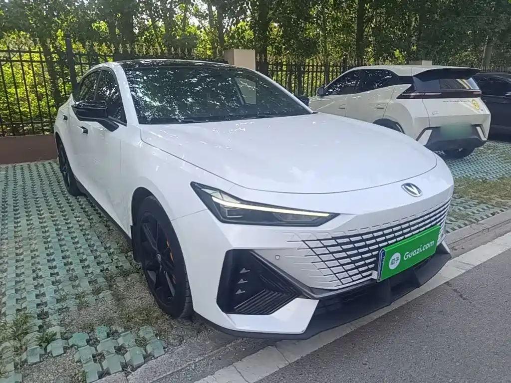 Changan UNI-V — миниатюра 4