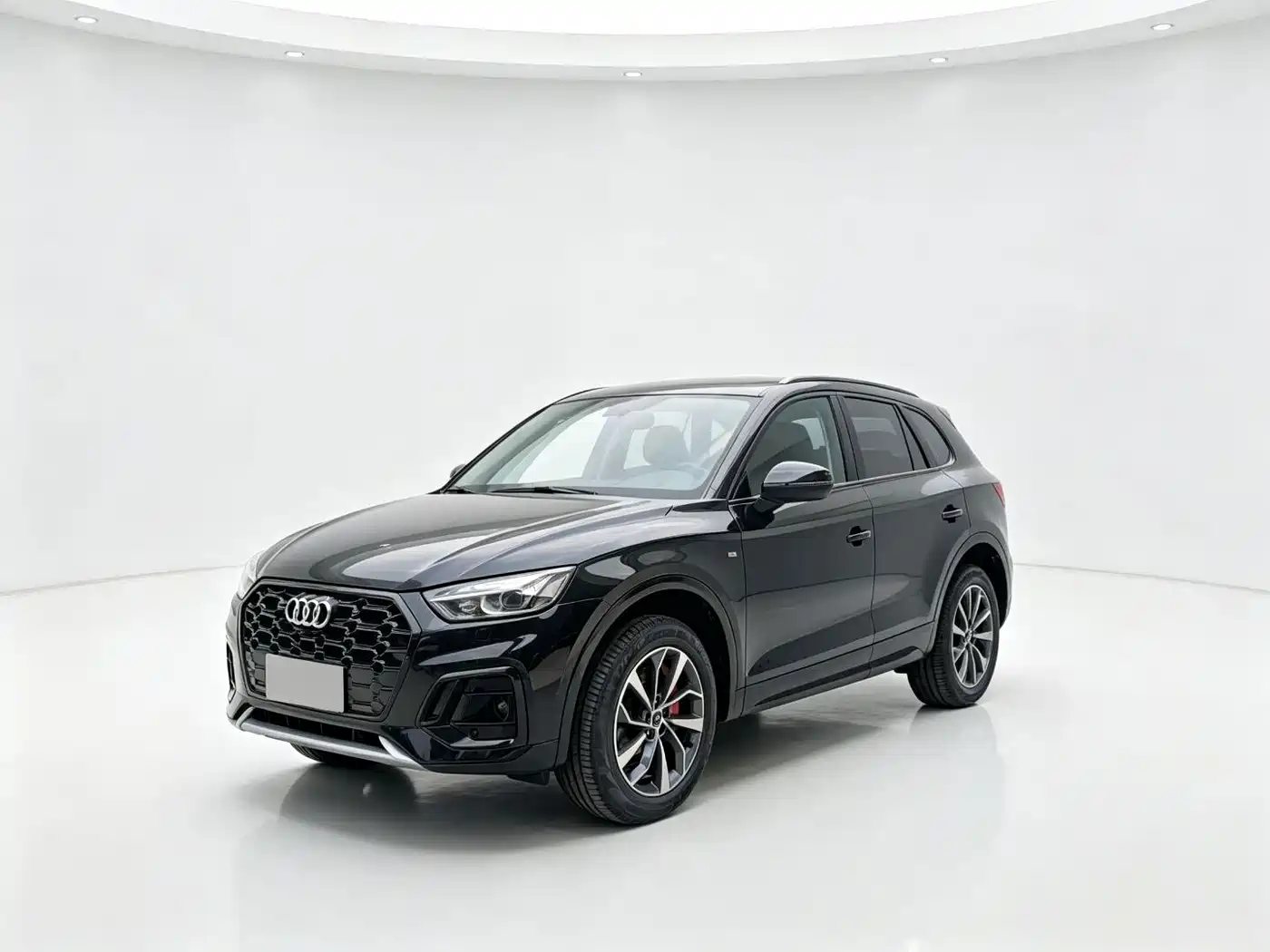 奥迪Q5L 2025款 40 TFSI 豪华动感型 2025