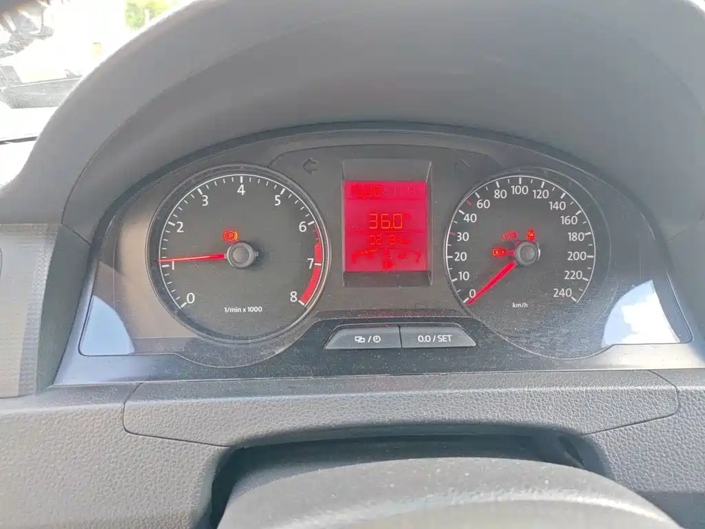 Volkswagen Santana — миниатюра 12