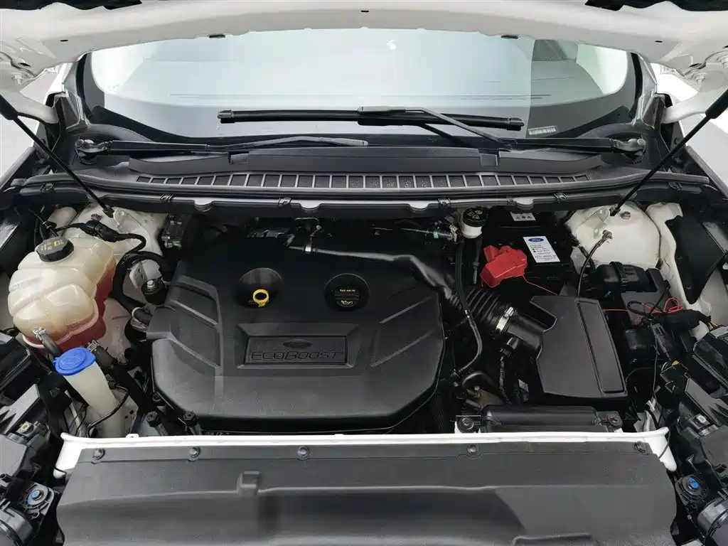 Ford Edge 2015 2.0T GTDi