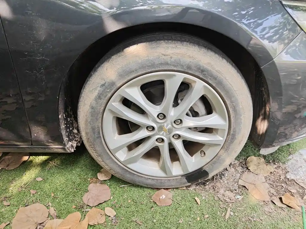 Chevrolet Malibu XL — миниатюра 8