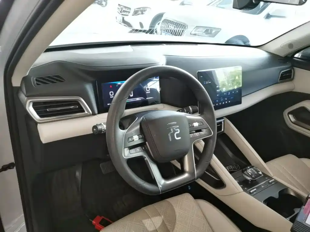 BYD Yuan UP — миниатюра 10