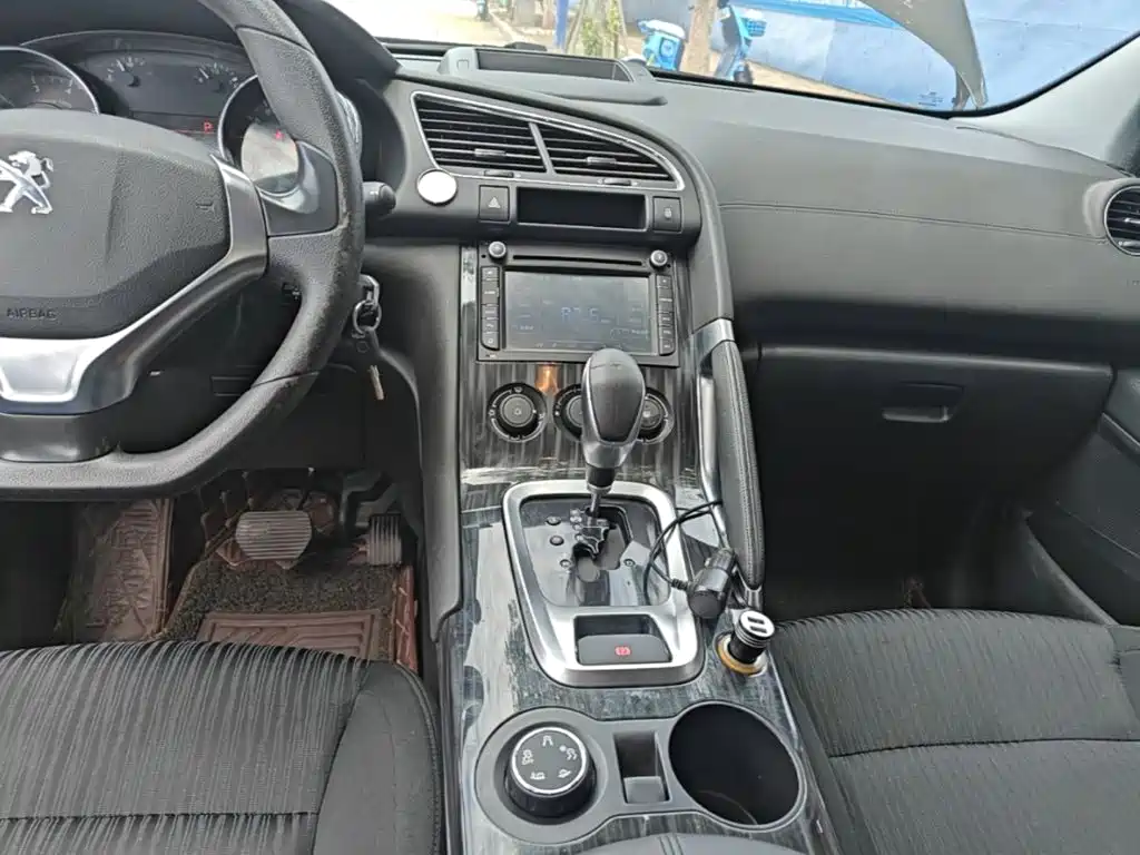 Peugeot 3008 — миниатюра 10