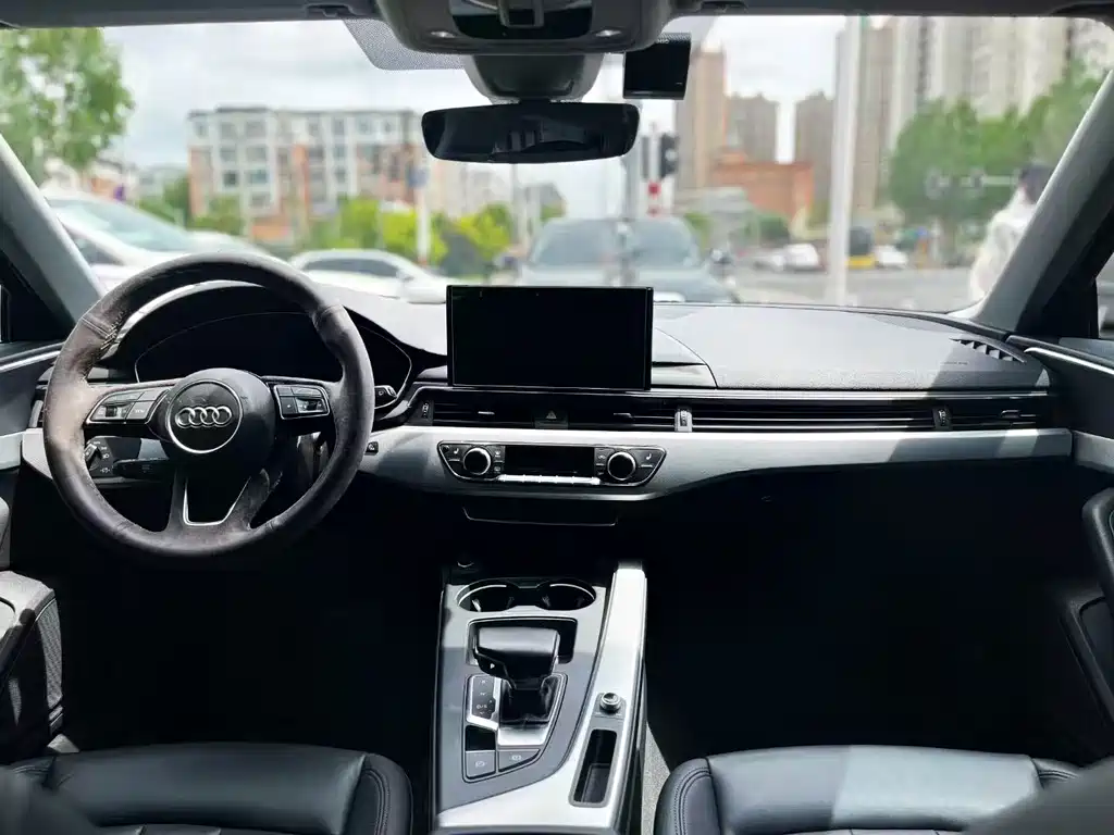 Audi A4 (Import) — миниатюра 13