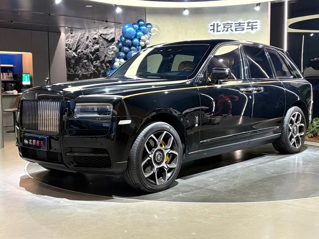 2022 Rolls-Royce Cullinan - zdjęcie 1 z 43