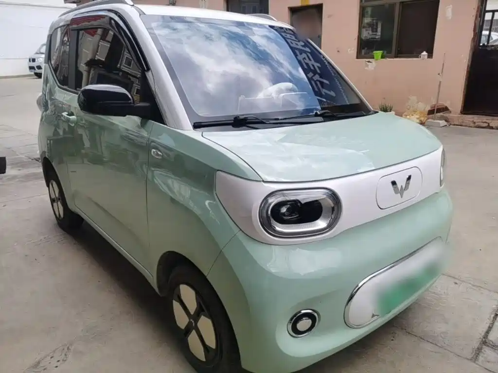 Wuling MINIEV — миниатюра 4