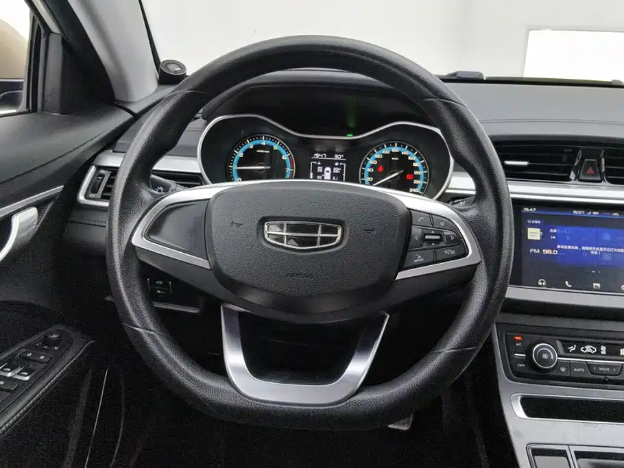 Geely Emgrand — миниатюра 15