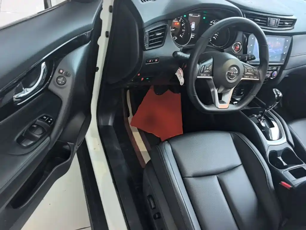 Nissan X-Trail — миниатюра 16