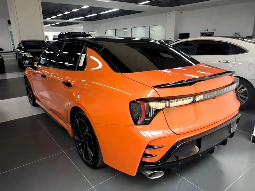 Lynk & Co 03 — миниатюра 5