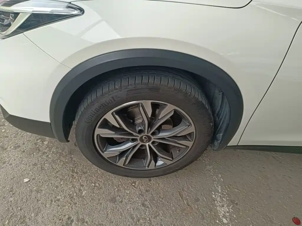 Infiniti QX30 — миниатюра 23