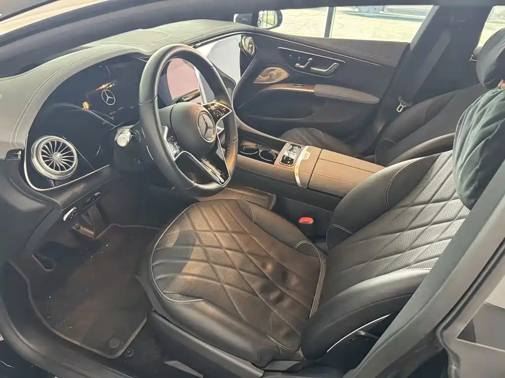 Mercedes-Benz EQS 2023 Черный из Китая