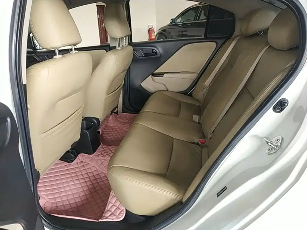 Honda City — миниатюра 17
