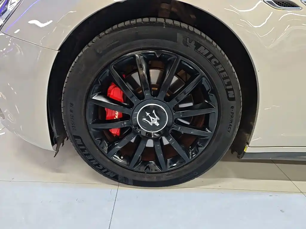 Maserati Ghibli — миниатюра 23