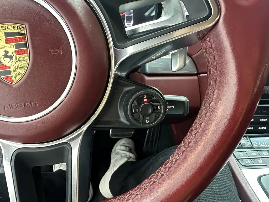 Porsche 911 2016 Carrera Cabriolet 3.0T
