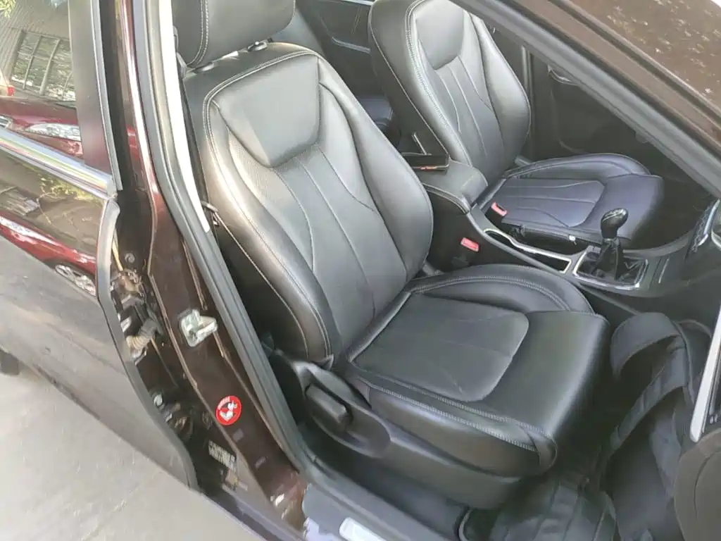 Geely Emgrand — миниатюра 25